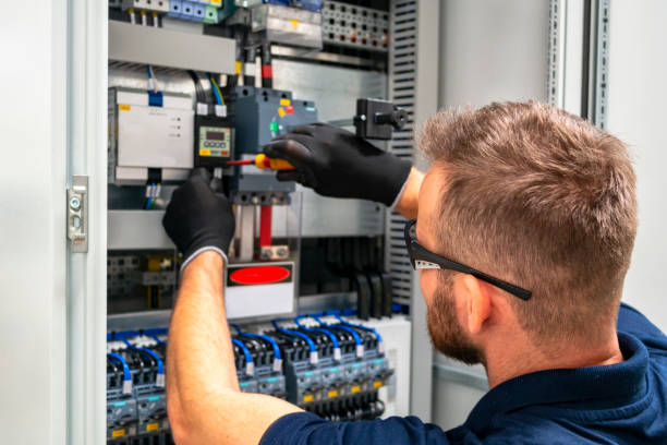 Best Circuit Breaker Repair  in Dexter, MO